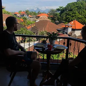 Kampung Sari Убуд