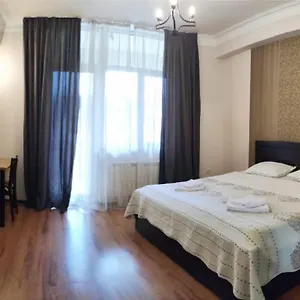 1 Bedroom Unit With Patio Апартаменты Тбилиси
